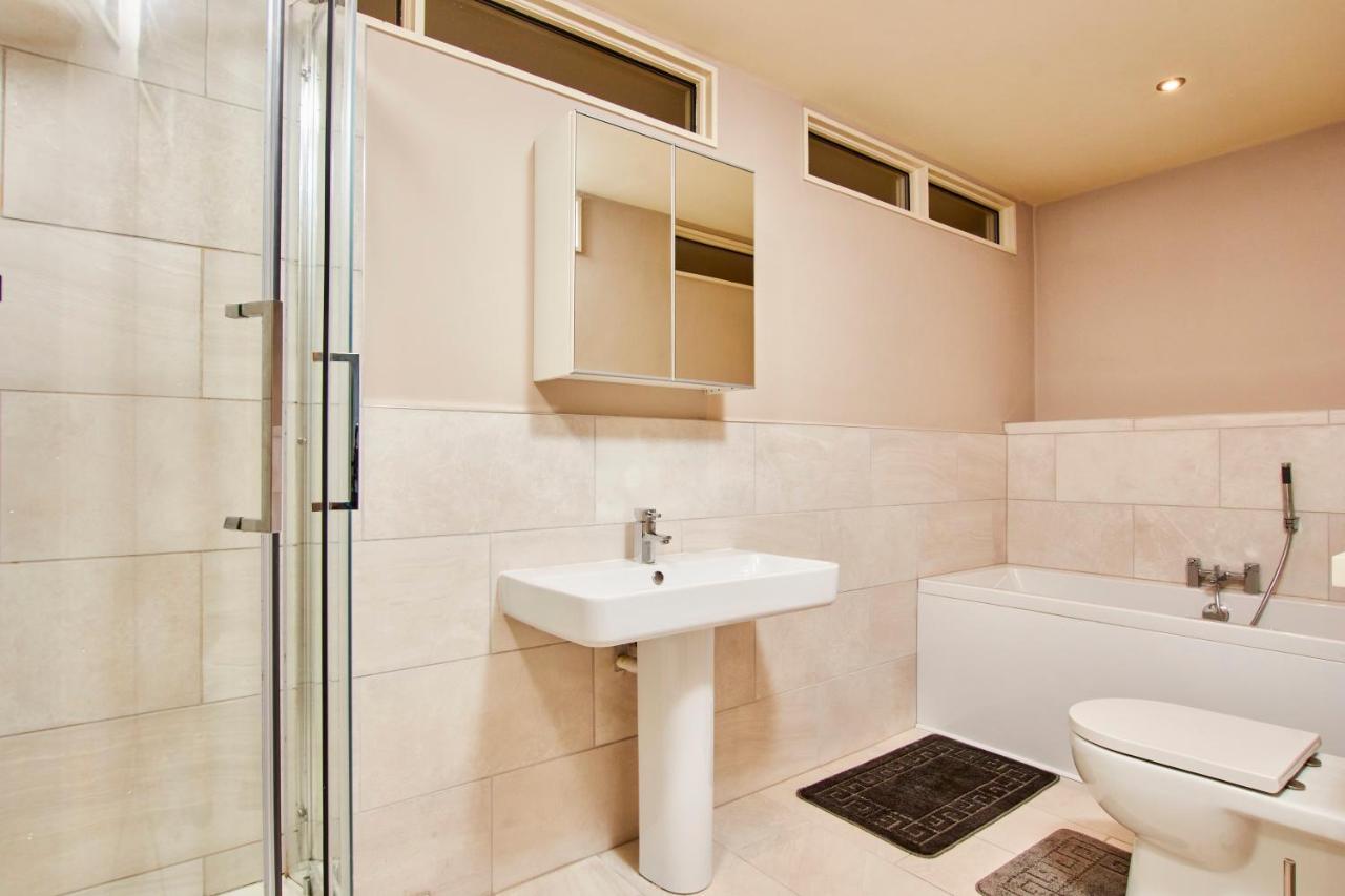 The Stunning Central Harrogate Abode - Sleeps 6 Eksteriør bilde
