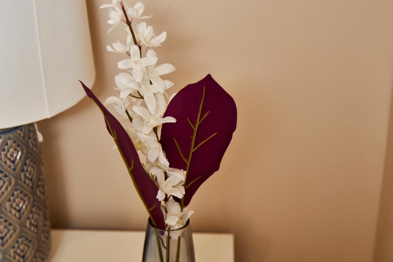 The Stunning Central Harrogate Abode - Sleeps 6 Eksteriør bilde